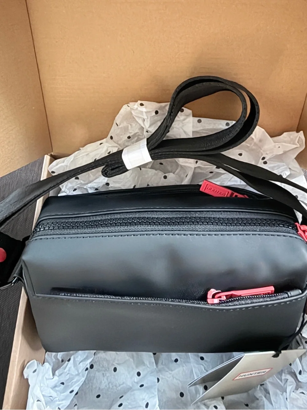 Hunter Everyday Crossbody Bag in Black